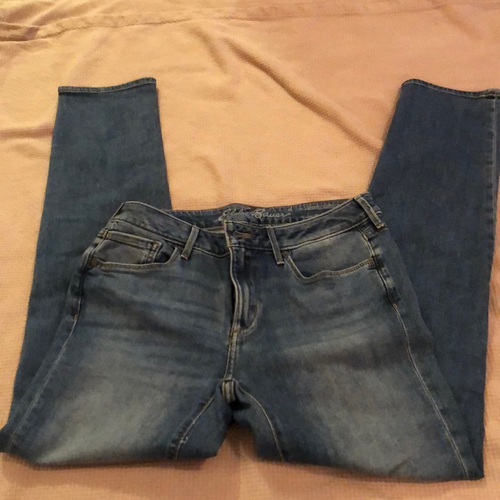 Eddie Bauer slightly curvy slim straight